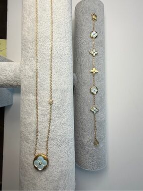 KC Chic Gold Clover Pendant Necklace & Bracelet w/ Teal Mother-of-Pearl Accents
